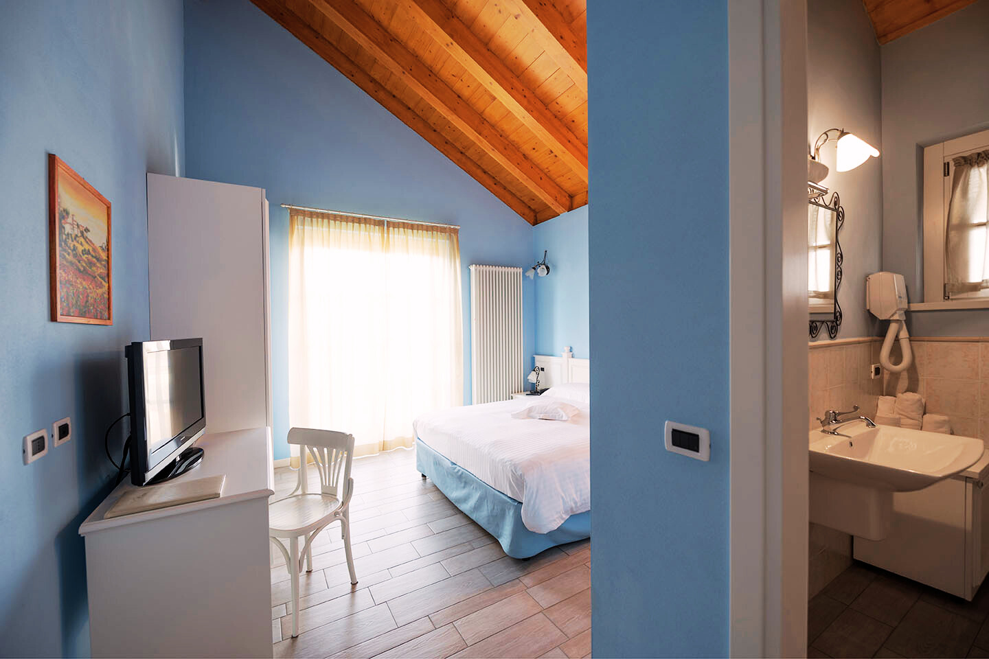 Superior Mountain View Room