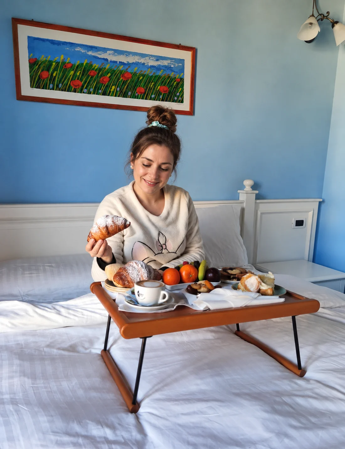 Scena di colazione in camera T’Ami con persona ritoccata